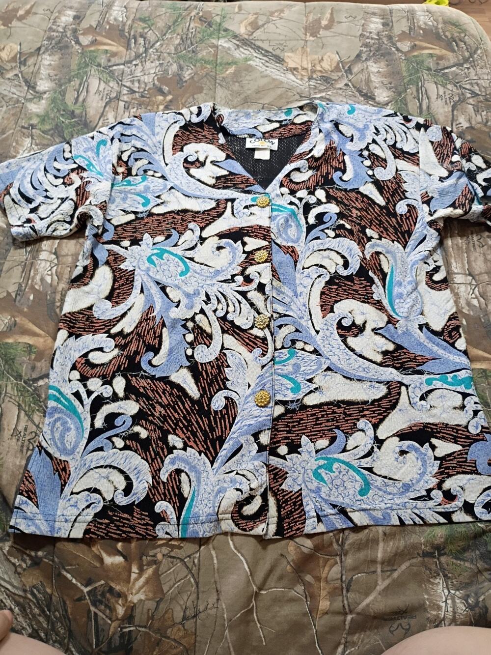 Vintage 80s 90s Colon Wear USA Blouse Short Sleeve Paisley Baroque Gold Button